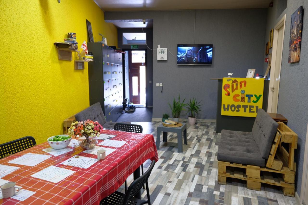 Suncity Hostel Batumi Ngoại thất bức ảnh