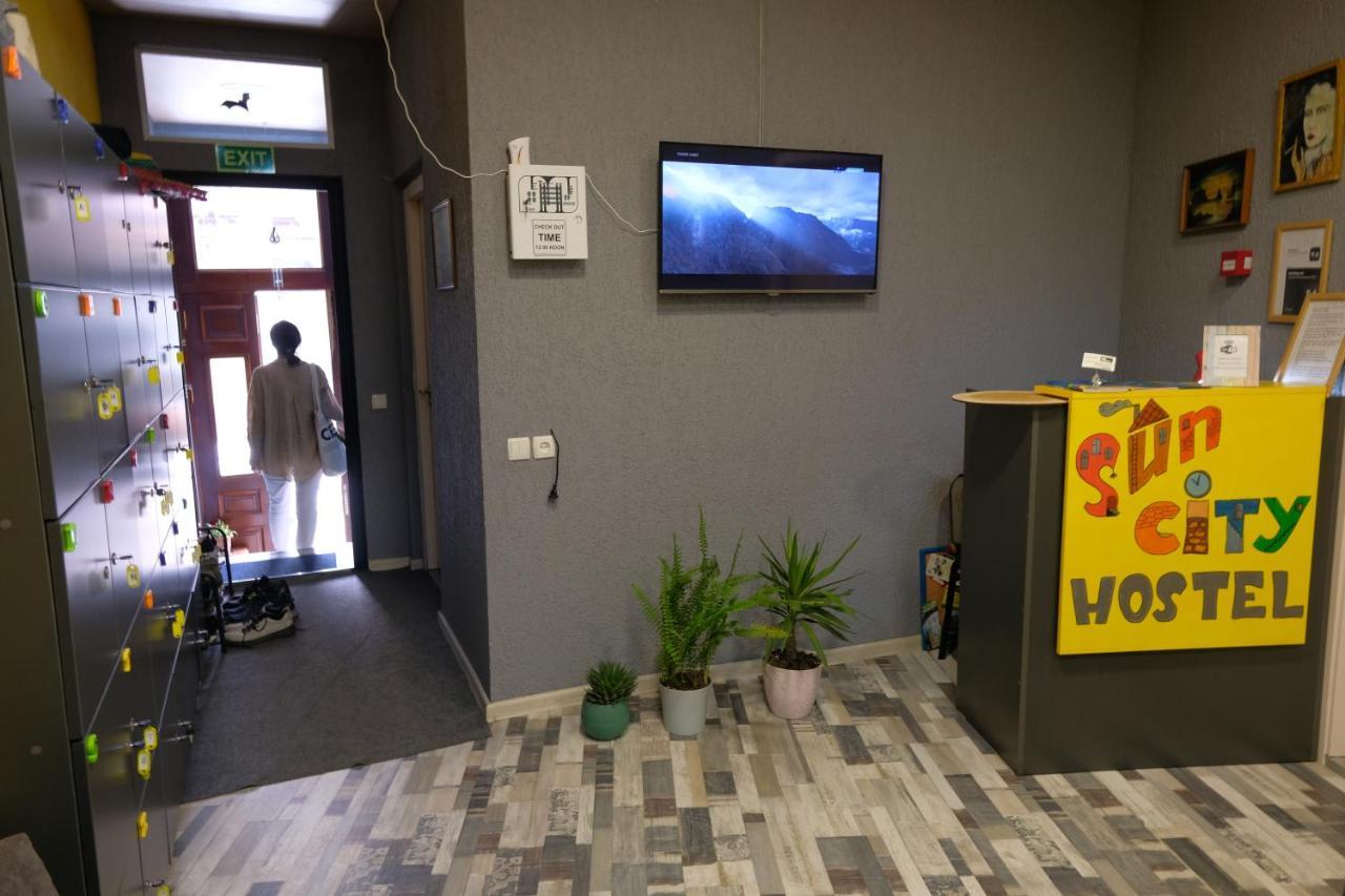 Suncity Hostel Batumi Ngoại thất bức ảnh
